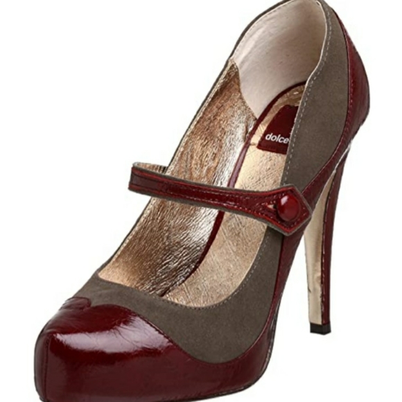 Dolce Vita Shoes - 🥿 Dolce Vita Molly Mary Jane. Graphite kid suede.